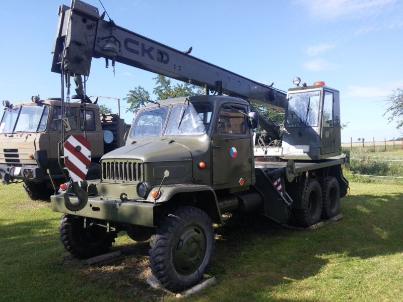 AD-080